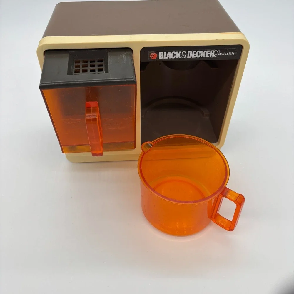 Vintage Black & Decker Junior Plastic‎ Play Pretend Coffee Maker Untested